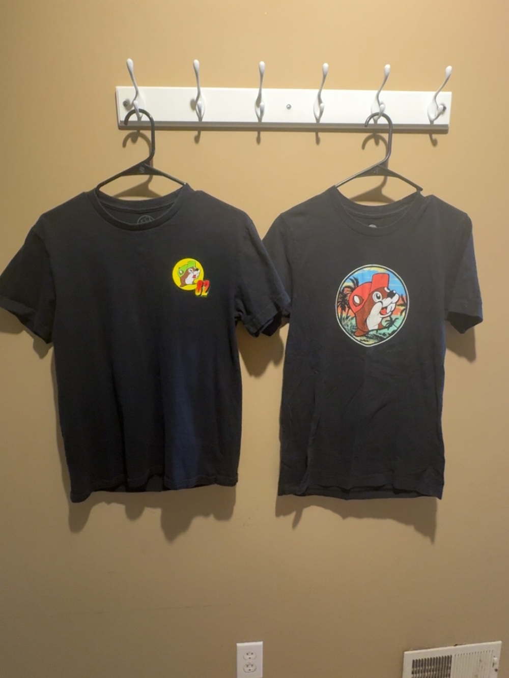 Men’s Black Graphic Tee buc-ee’s